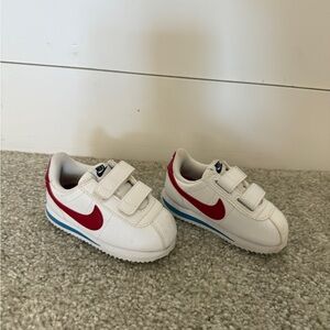 Nike Cortez Kids White and Red Sneakers